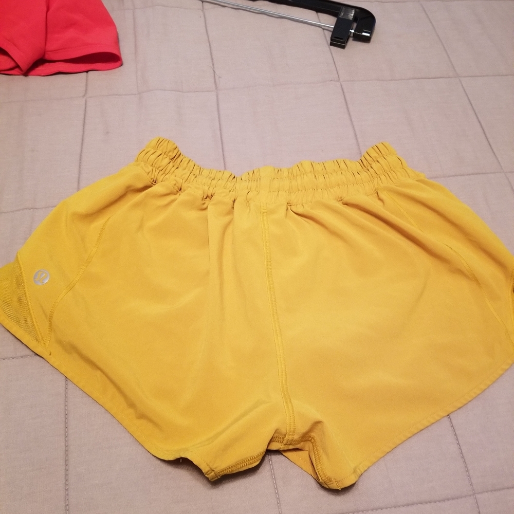 Lululemon hotty hot shorts